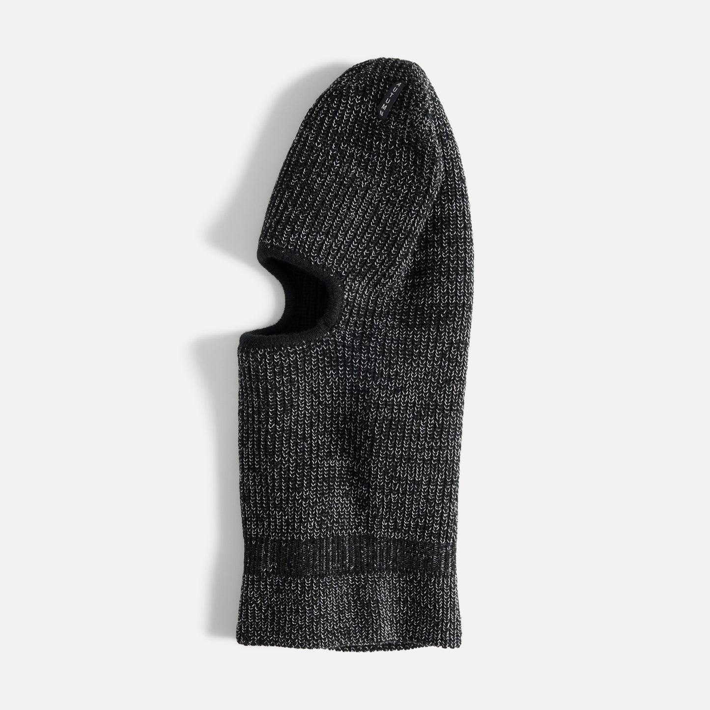 Autumn Beanie Reflect Mask black